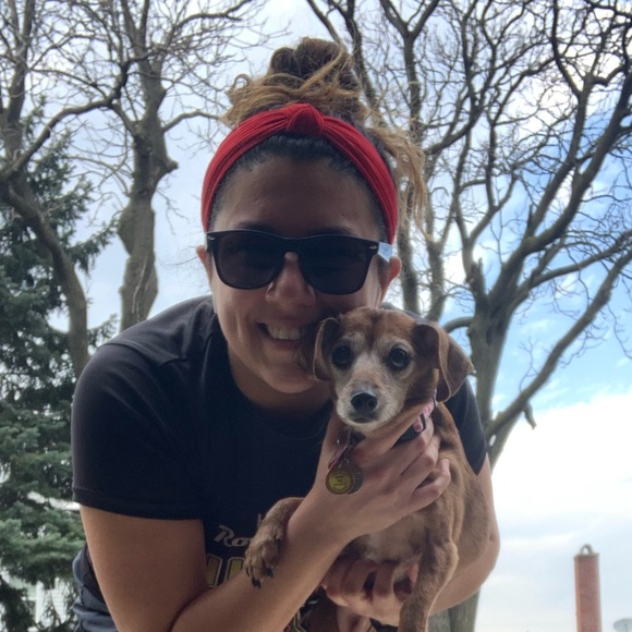 Meet your Posher, Anahi - Picture 1 of 1